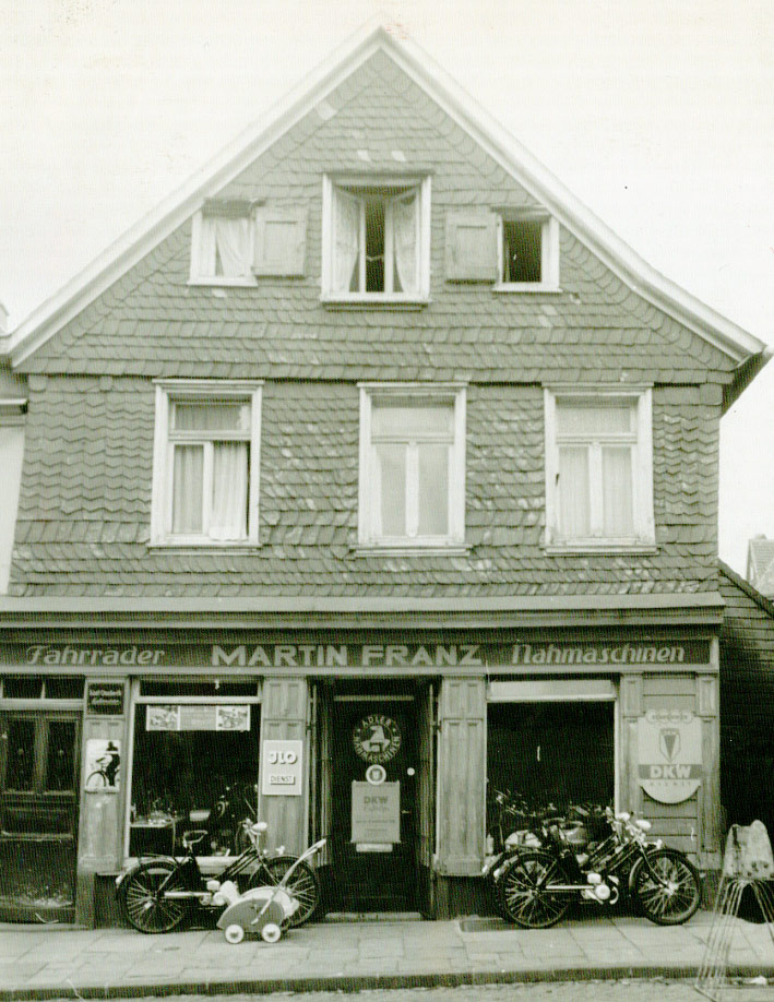 FH-Veloland-Wuppertal_Historie-MartinfranzWeb